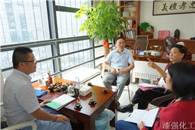 順德涂料商會會長蒞臨漆強化工參觀指導.jpg