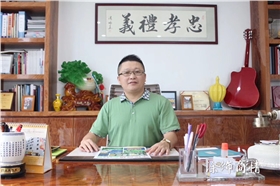 漆強(qiáng)家具漆光彩照人，記者看了都說(shuō)好 (9).jpg